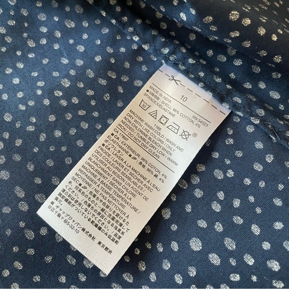 Banana Republic Womens Navy White Tailored Fit Sleeveless Button Up Blouse Sz 10 - Picture 9 of 12